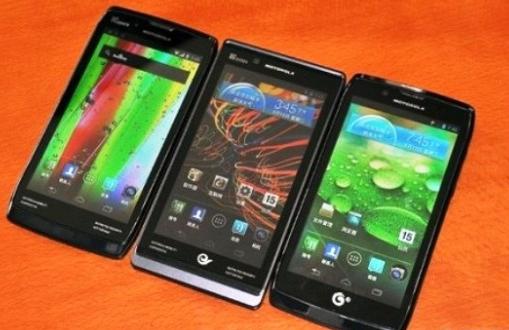 Motorola releases three smartphone in RAZR range