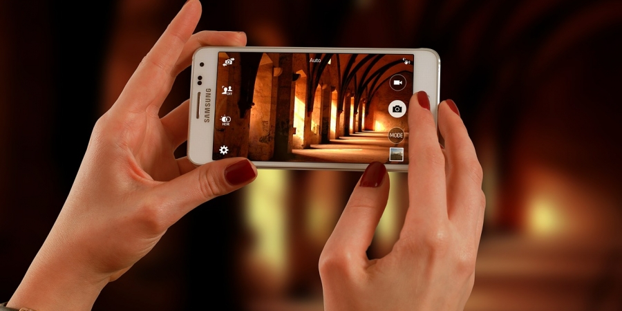 smartphone-623722_1280