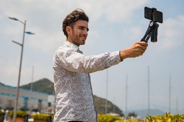 Xiaomi introduces Three-axis Shooting Stabilizer for smartphones