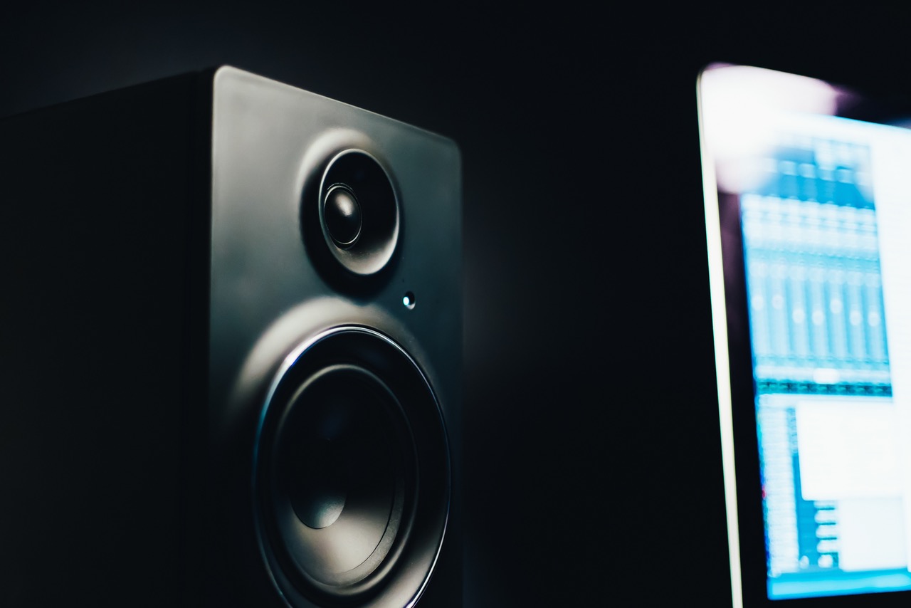 How to Turn Any Old Speaker to Bluetooth speaker