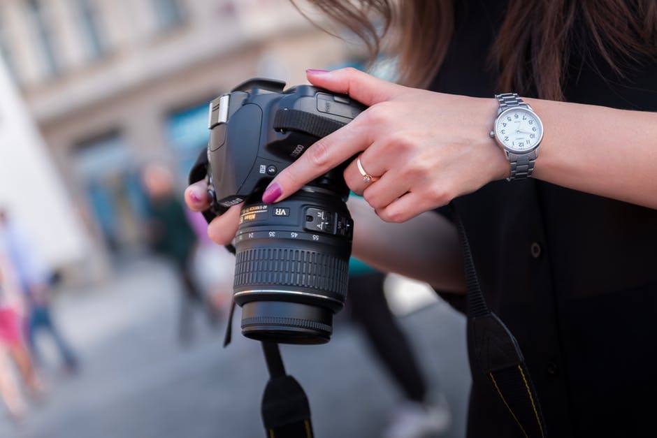 Best DSLR Cameras Under Rs. 30000 – DSLRs for Beginners
