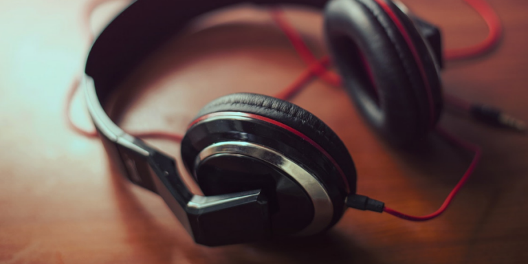 5 Best Headphones under Rs. 1000 | 2026