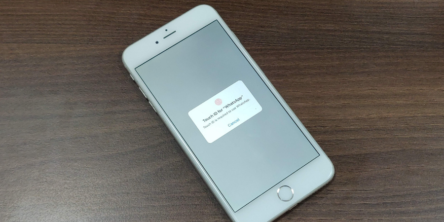 Touch ID WhatsApp