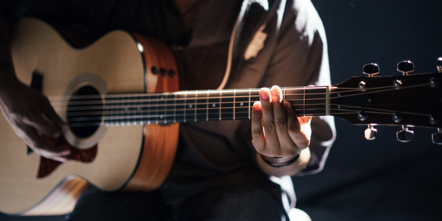 10 Best Guitar Tuner Apps for Android and iOS