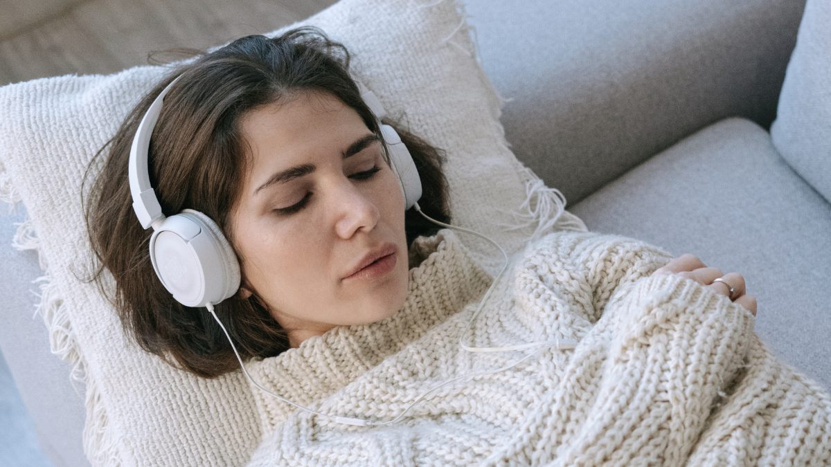 5 Best Headphones Under Rs. 10000 in India