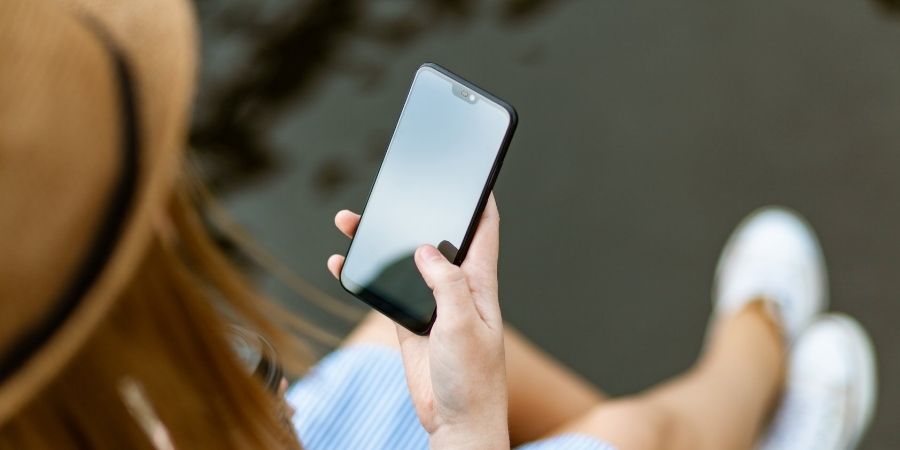 Smartphone Market Grew Slightly in 2025, But the Road Ahead Looks Tough