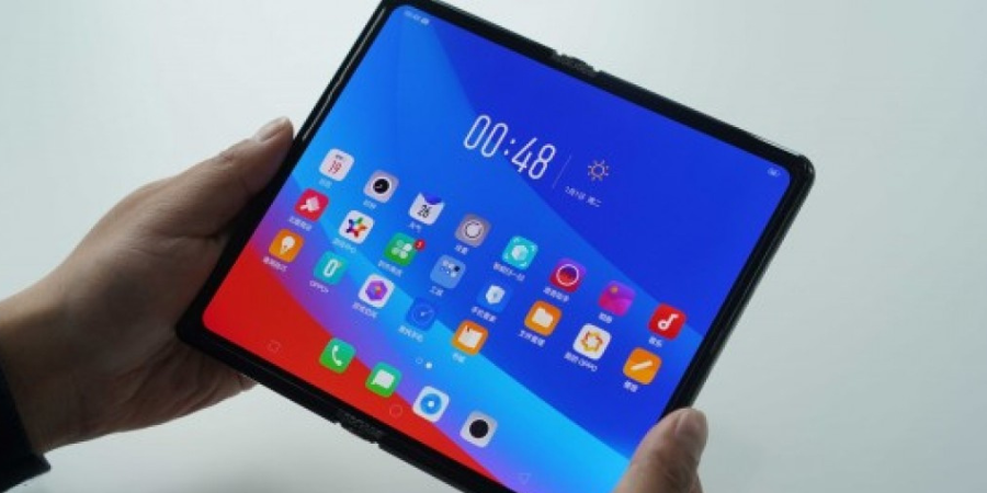 Realme to soon launch a foldable phone