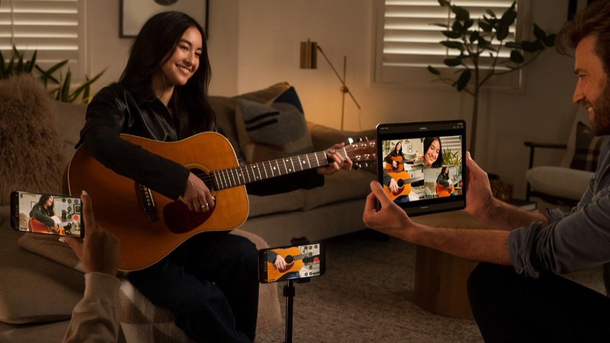 Apple releases Final Cut Camera app