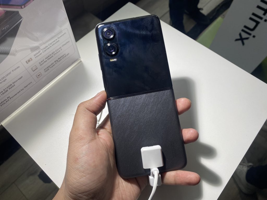 Infinix Zero Flip 5G