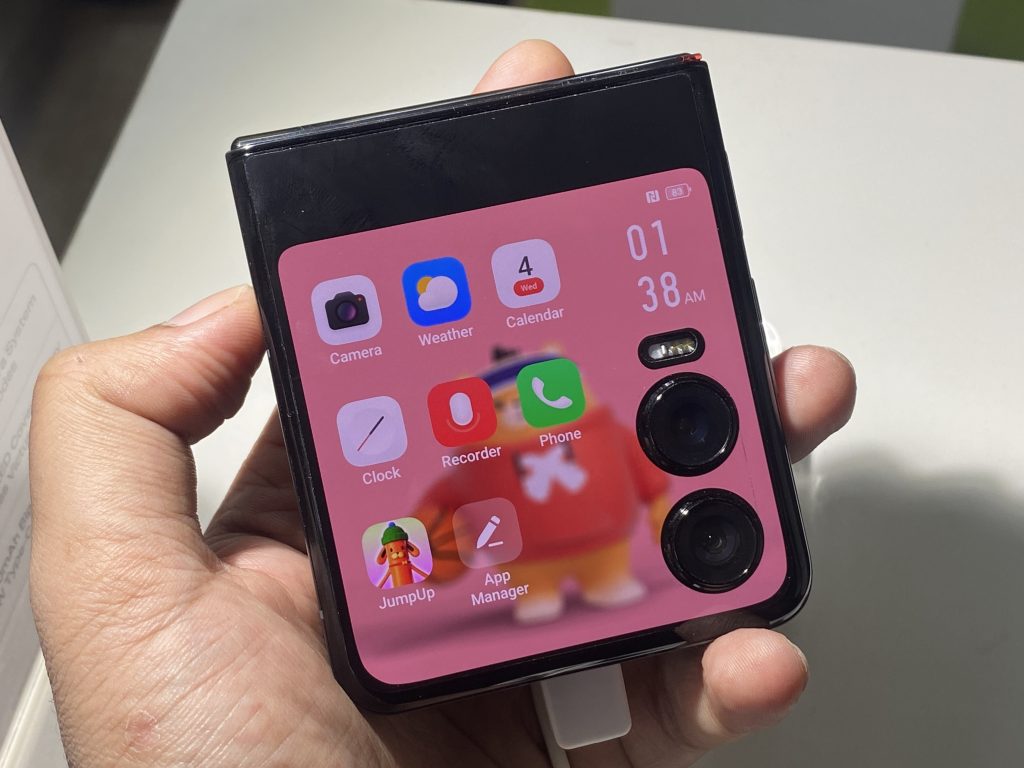 Infinix Zero Flip 5G