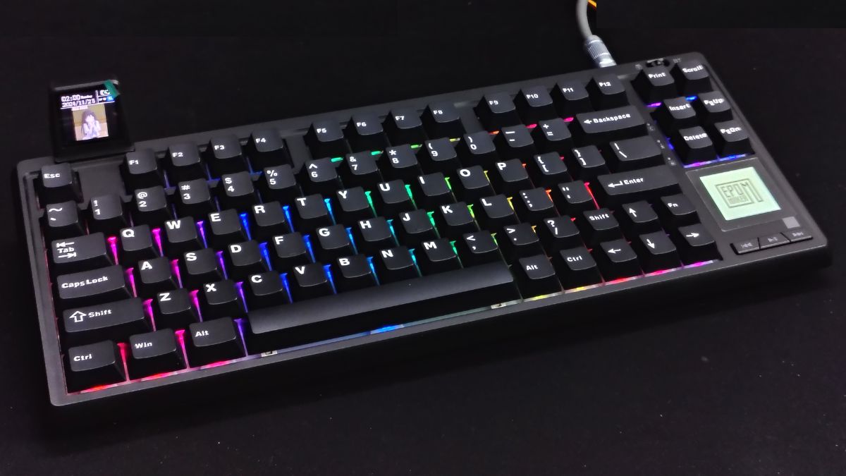 Epomaker RT80 review: A 75% Keyboard with a Touchscreen Twist