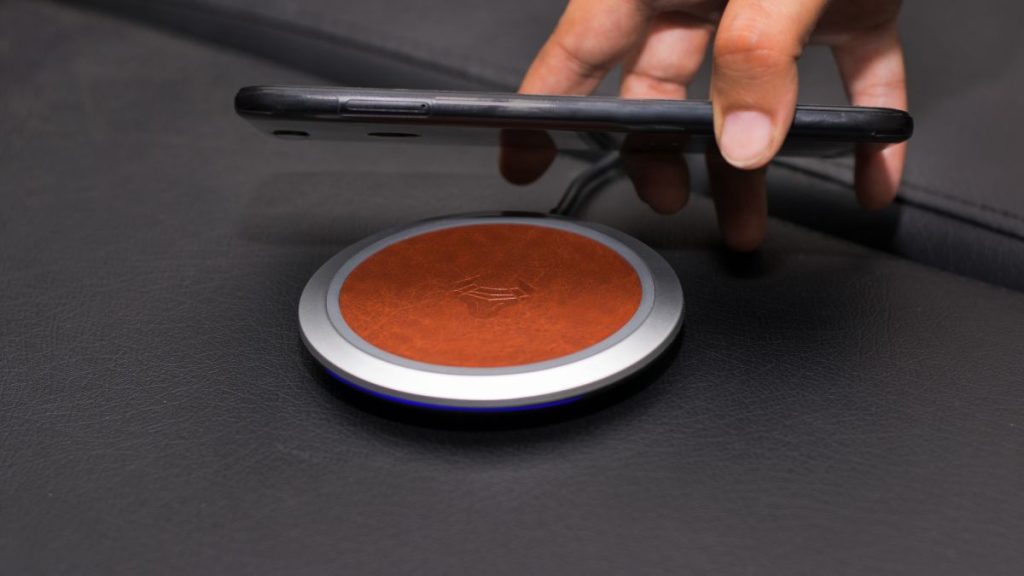 Qi 2.2 Wireless Charger