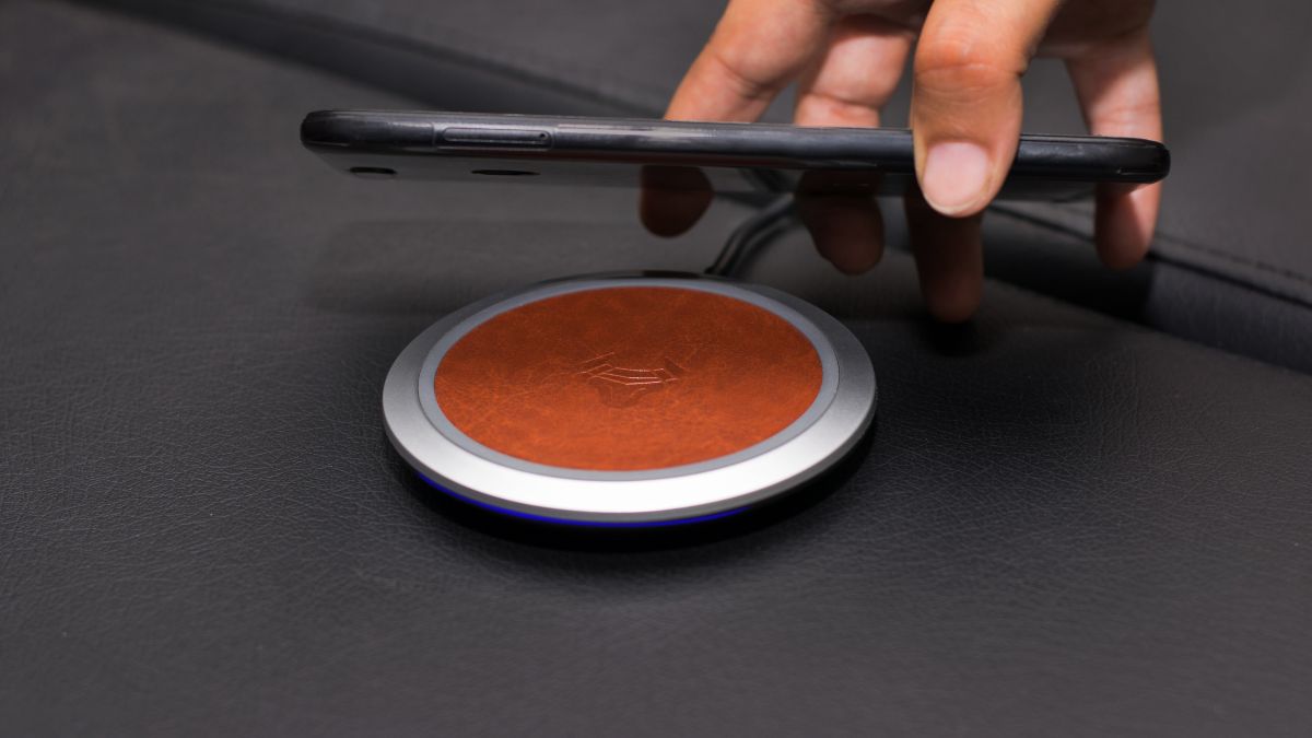 Qi 2.2 Officially Arrives with Faster and Smarter Features