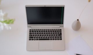 Green Line on Laptop Screen: Causes, Fixes, and Complete Troubleshooting Guide