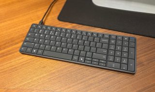 HP EliteBoard G1a Brings a Full Windows AI PC Inside a Keyboard