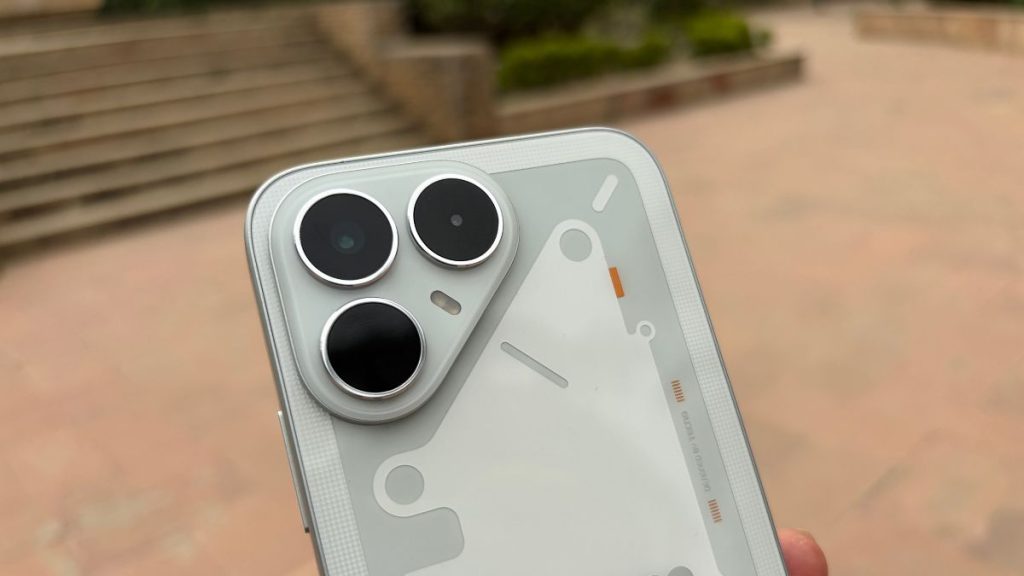 Tecno Pova 8