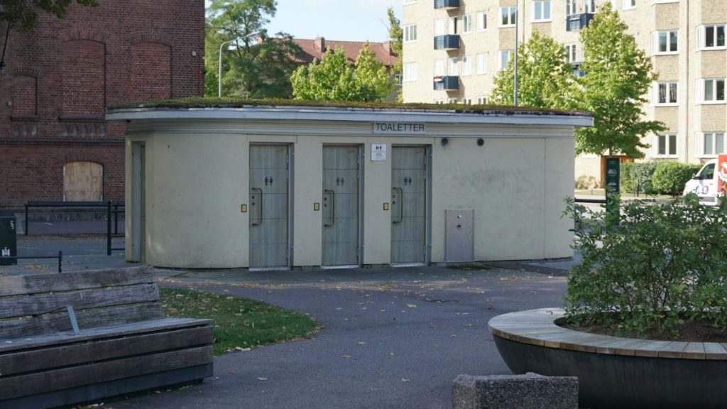 Public Restroom Near You