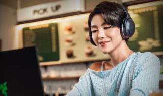 Razer Barracuda V2 Pro Gets a Boom Mic, 70-Hour Battery Life, and a Lower Price